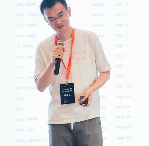 Baokun Lee